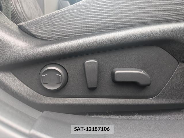 Subaru IMPREZA 2024-05 8815112-12