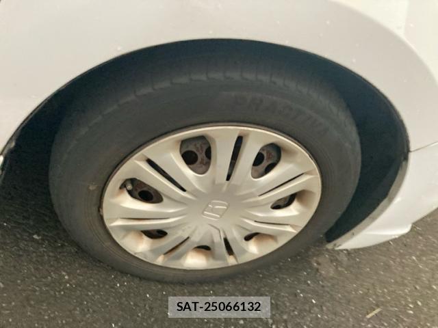 Honda INSIGHT 2009-04 8813762-2