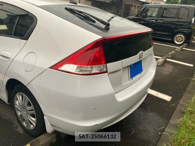 Honda INSIGHT 2009-04 8813762-3