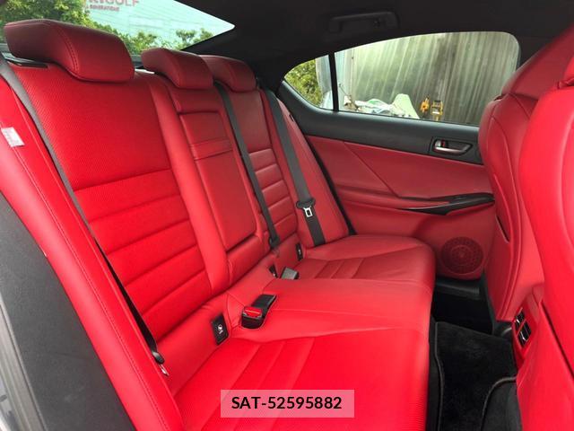 Lexus IS 2021-09 8812226-12