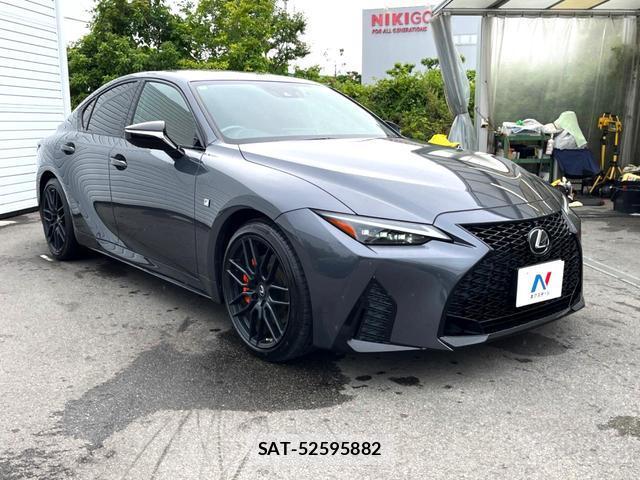 Lexus IS 2021-09 8812226-18
