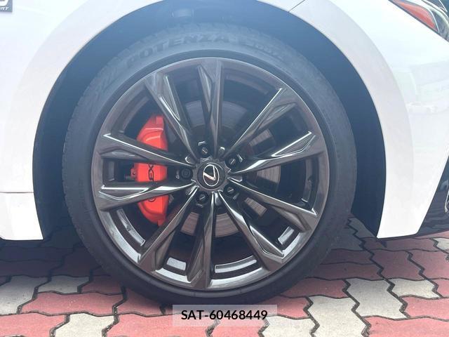 Lexus IS 2023-10 8813209-12