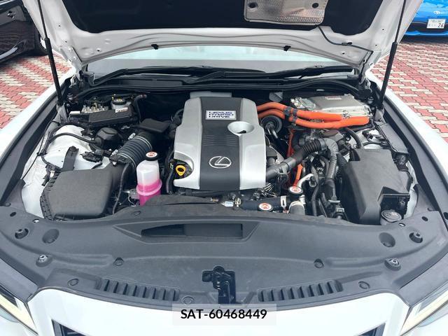 Lexus IS 2023-10 8813209-17