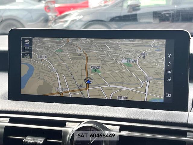 Lexus IS 2023-10 8813209-5