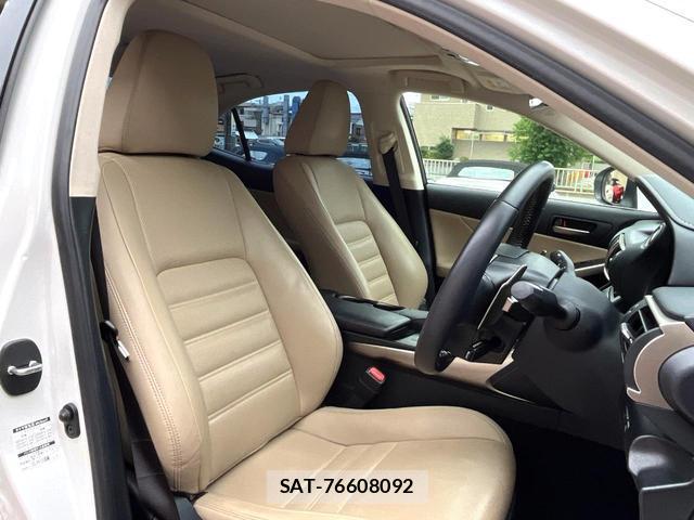 Lexus IS 2018-11 8813214-8