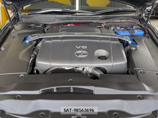 Lexus IS 2011-11 8814538-6