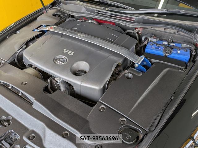 Lexus IS 2011-11 8814538-8