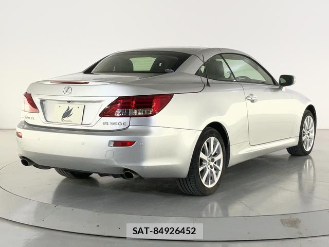 Lexus IS 2013-06 8817391-6