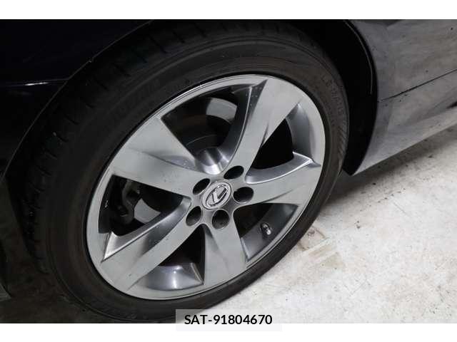 Lexus IS 2010-07 8817441-14