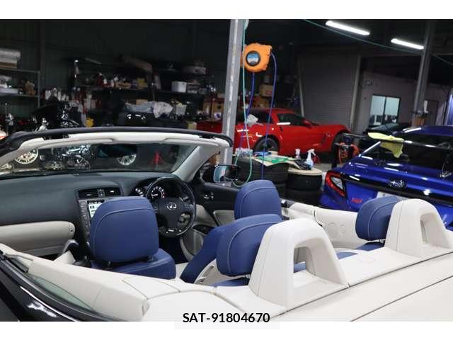 Lexus IS 2010-07 8817441-15