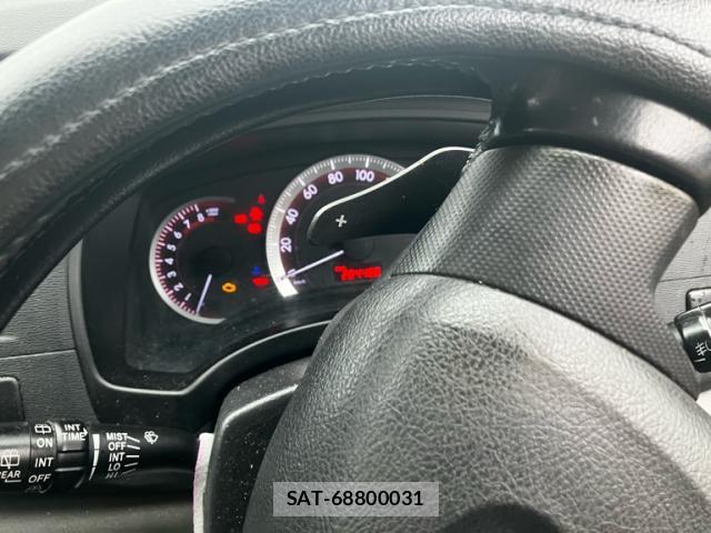 Toyota ISIS 2008-03 8812427-15