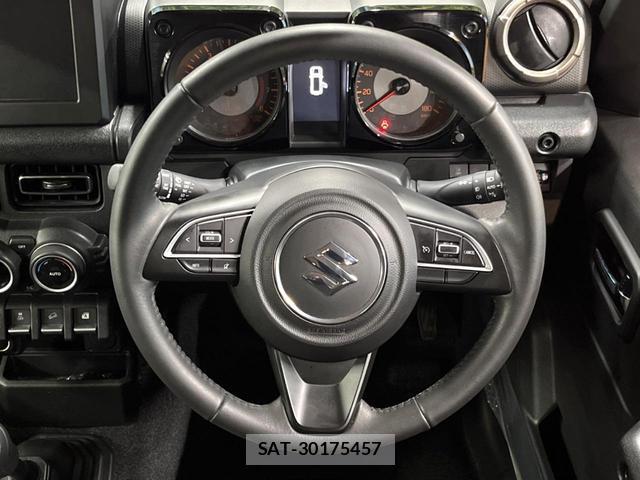 Suzuki JIMNY 2026-03 8812652-10