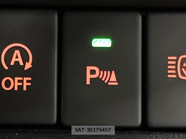 Suzuki JIMNY 2026-03 8812652-5