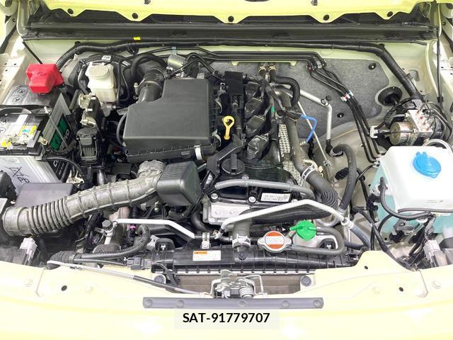 Suzuki JIMNY 2025-10 8813072-18