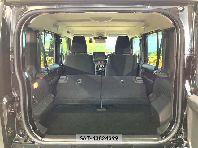 Suzuki JIMNY 2025-07 8815080-9