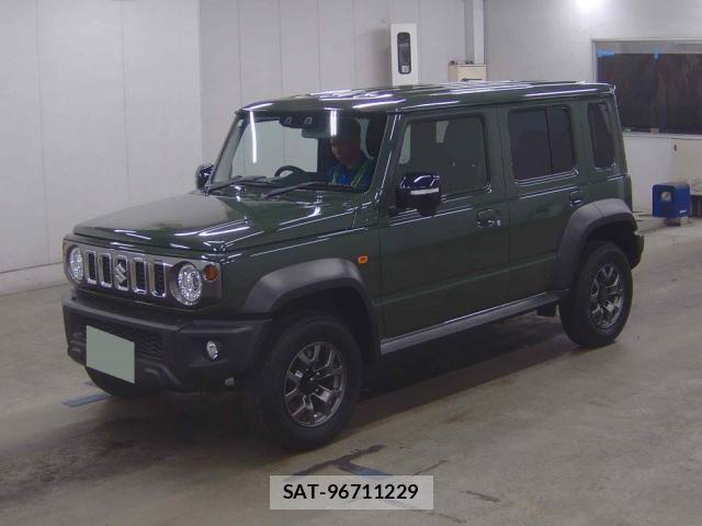Suzuki JIMNY 2025-04 8816027-3