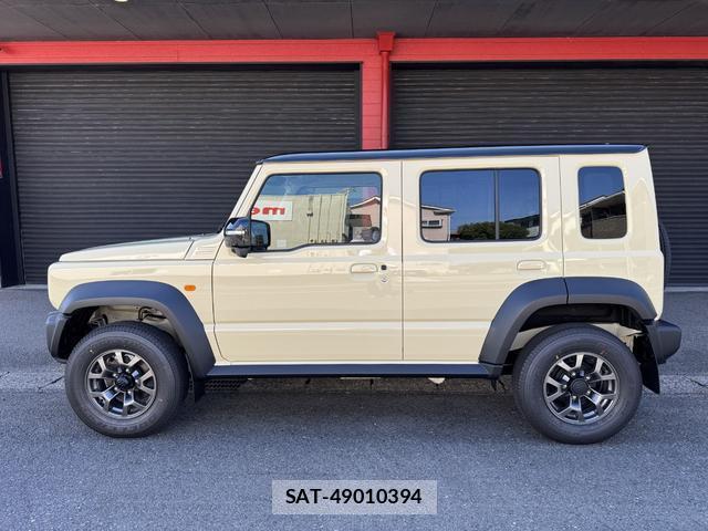 Suzuki JIMNY 2026-03 8817955-11