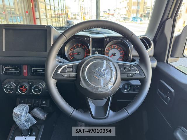 Suzuki JIMNY 2026-03 8817955-8