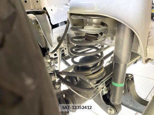 Suzuki JIMNY SIERRA 2024-03 8817251-17