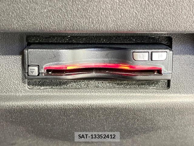Suzuki JIMNY SIERRA 2024-03 8817251-4