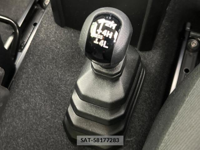 Suzuki JIMNY 2024-05 8812068-2