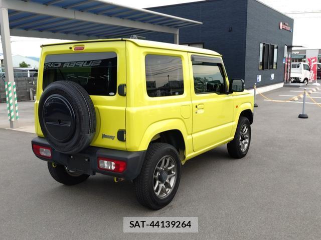 Suzuki JIMNY 2022-07 8812247-2
