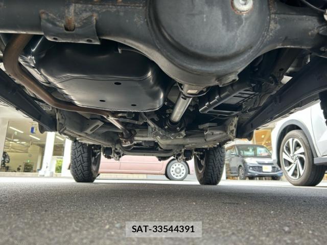 Suzuki JIMNY 2023-08 8813529-4