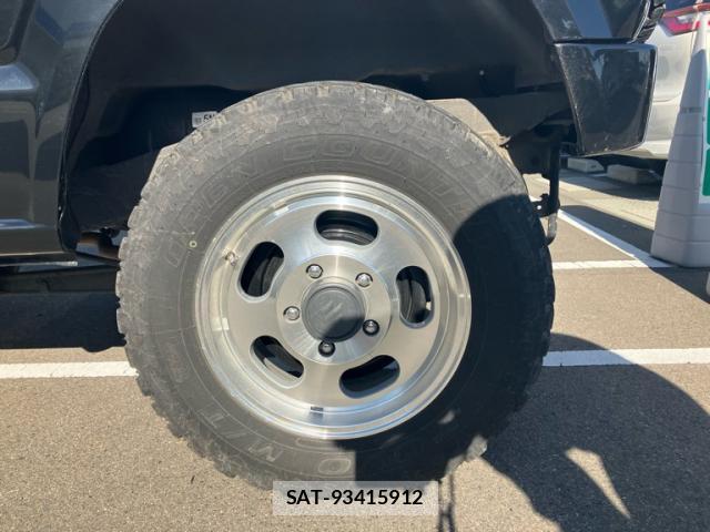 Suzuki JIMNY 2023-01 8814439-5