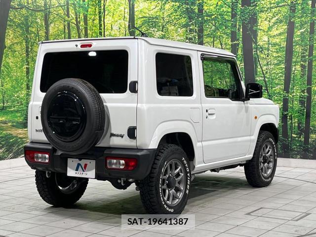Suzuki JIMNY 2025-03 8814992-16