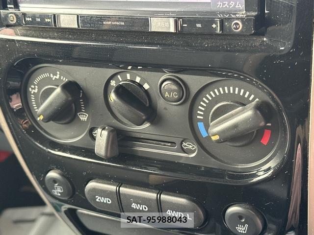 Suzuki JIMNY 2016-05 8815695-7