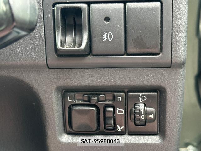 Suzuki JIMNY 2016-05 8815695-8
