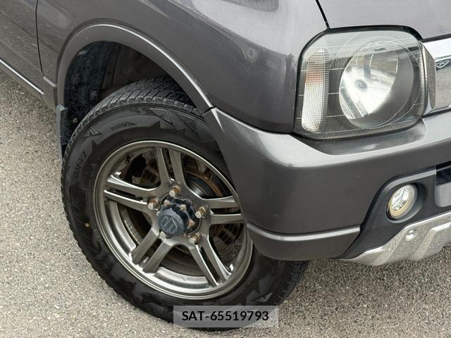 Suzuki JIMNY 2014-03 8815855-8