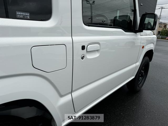 Suzuki JIMNY 2020-01 8817418-17