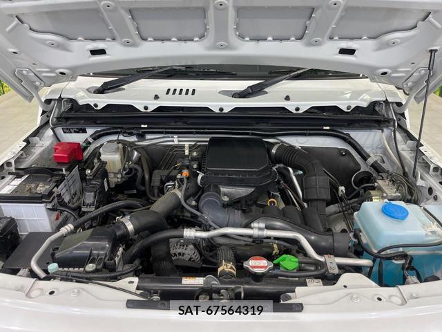 Suzuki JIMNY 2020-03 8817501-17