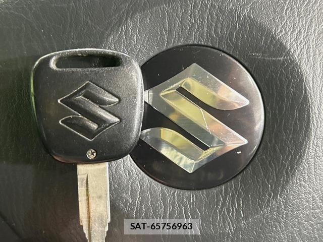 Suzuki JIMNY 2012-02 8817588-6