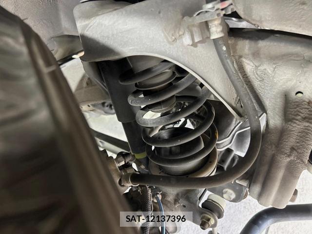 Suzuki JIMNY 2022-09 8817596-18