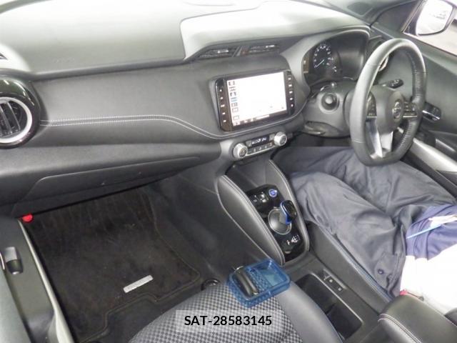 Nissan KICKS 2021-02 8816740-2