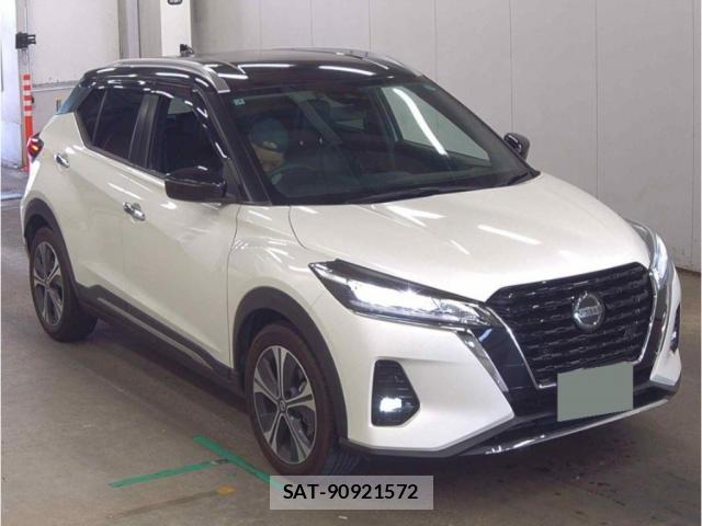 Nissan KICKS 2023-04 8817324-0