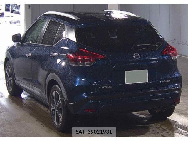 Nissan KICKS 2020-10 8817352-5