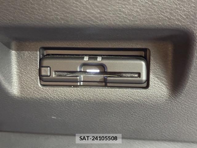 Nissan KICKS 2020-08 8817997-2