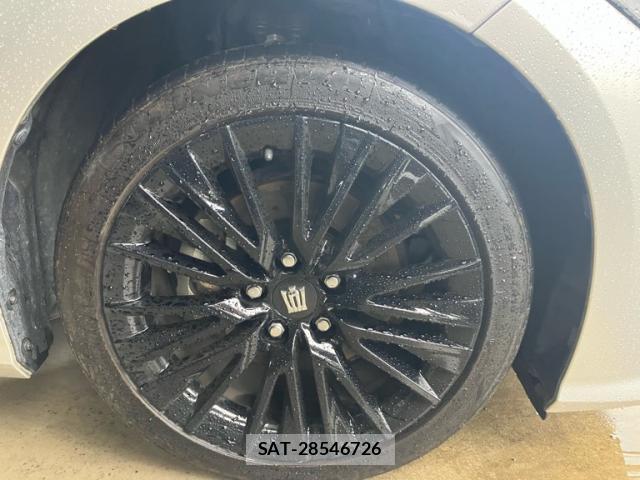 Toyota KLUGER HYBRID 2019-11 8813270-12