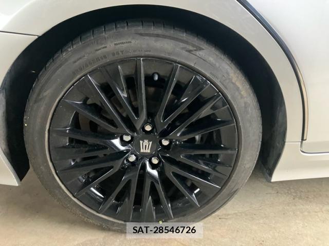 Toyota KLUGER HYBRID 2019-11 8813270-5