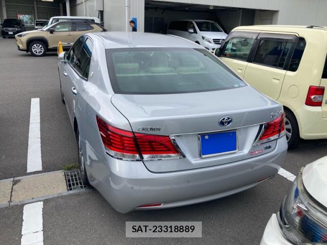 Toyota KLUGER HYBRID 2016-09 8813660-12