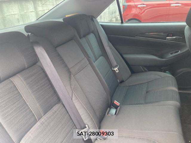Toyota KLUGER HYBRID 2013-10 8813841-10