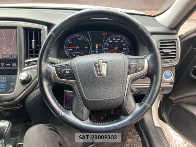 Toyota KLUGER HYBRID 2013-10 8813841-14
