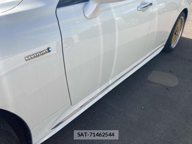 Toyota KLUGER HYBRID 2020-01 8813891-11