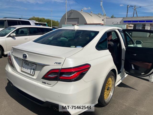 Toyota KLUGER HYBRID 2020-01 8813891-13