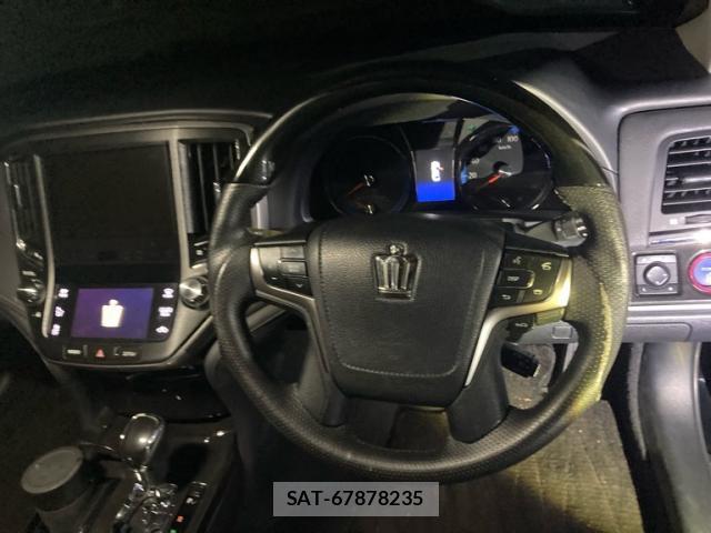 Toyota KLUGER HYBRID 2013-04 8816370-16