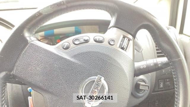 Nissan LAFESTA 2005-06 8813679-10