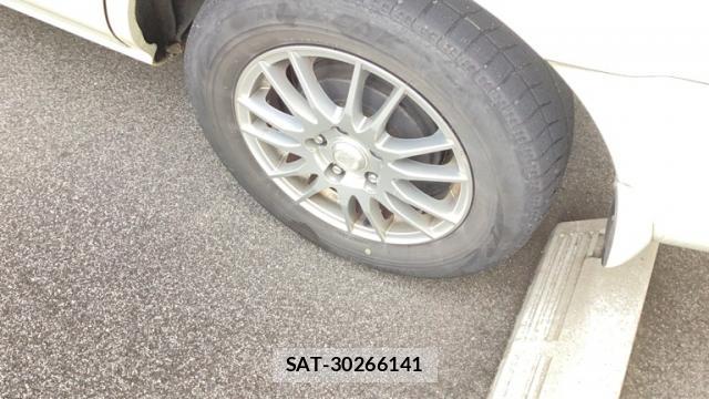 Nissan LAFESTA 2005-06 8813679-4